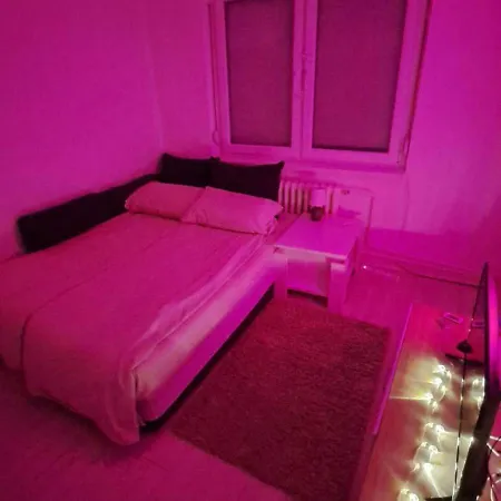 Sweet Cosy Apartment-3