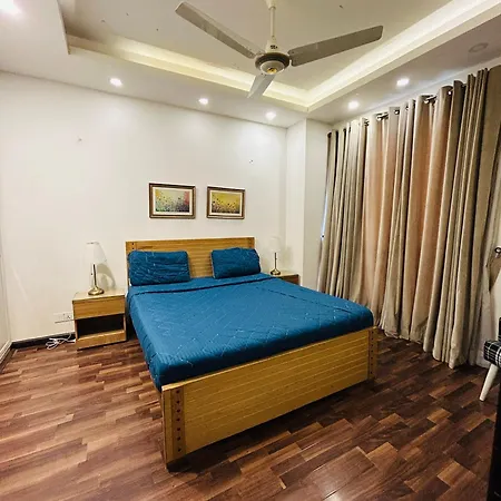 Prime Luxury Elysium Tower Apartment With Mountain And Centaurus Mall View-3