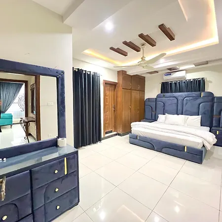 Luxury Apartment Hotel-2