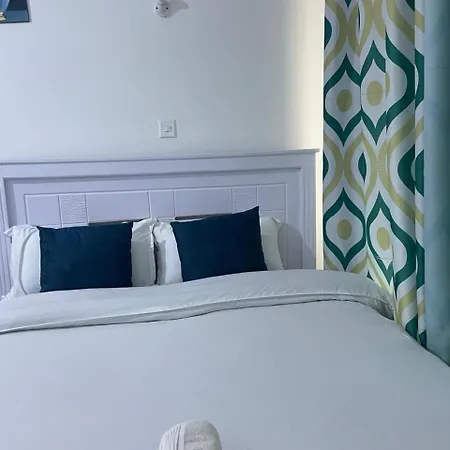 Dee Cozy Homes-2