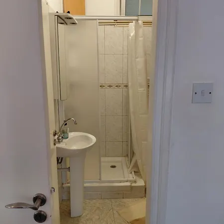 Queen Victoria Sea View Apartments-3