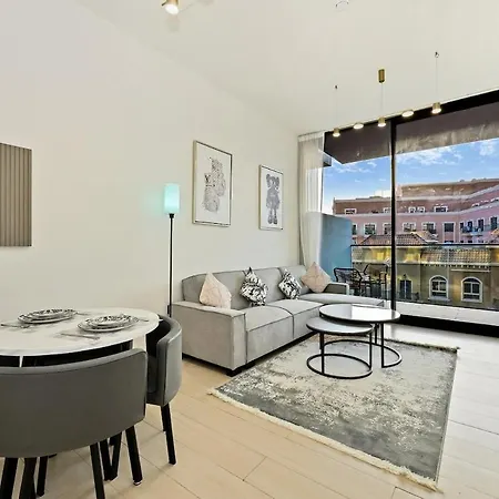 Stunning 1 Bedroom Modern Luxury Residence At Jvc-3