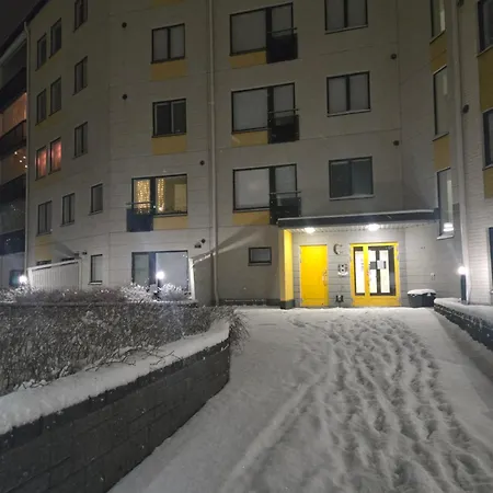 Arctic City Base Apartment-3