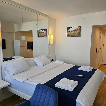 Orbi City Beachside Sea View Hotel-3