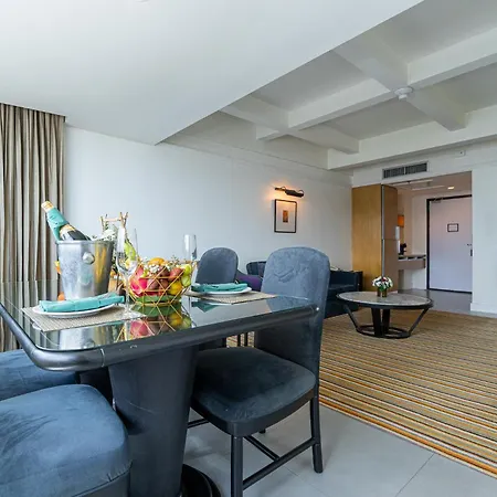 Centara Hotel Hat Yai-2