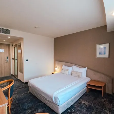 Triada Hotel-3