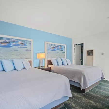 Bluebird Day Inn & Suites-3