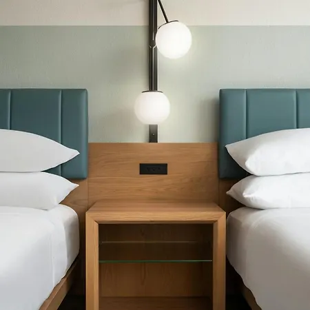 Sheraton Resort, Lake Buena Vista Orlando, Newly Renovated Complimentary Shuttle To Disney-2