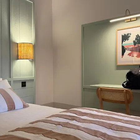 Boutique Hotel Le Clos Huguerie - Bordeaux Centre-3
