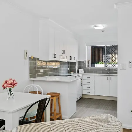 Markham Court-2