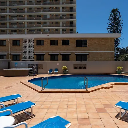 Grosvenor Beachfront Apartments Surfers Paradise-3