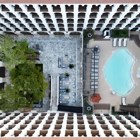 Doubletree By Hilton Austin-2