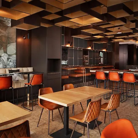 Sheraton Grand Tbilisi Metechi Palace-2