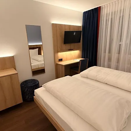 Hotel Antares Muenchen-3