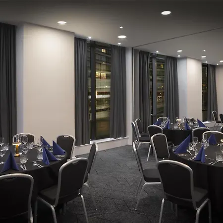 Doubletree By Hilton Manchester Piccadilly-3