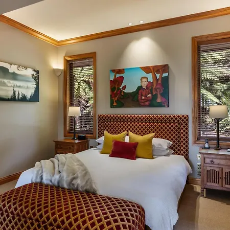 Treetops Lodge & Estate-3