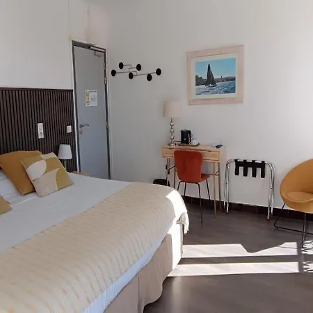 Hotel La Petite Boheme-3