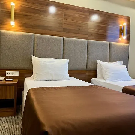 Grand Hotel Eurasia-2