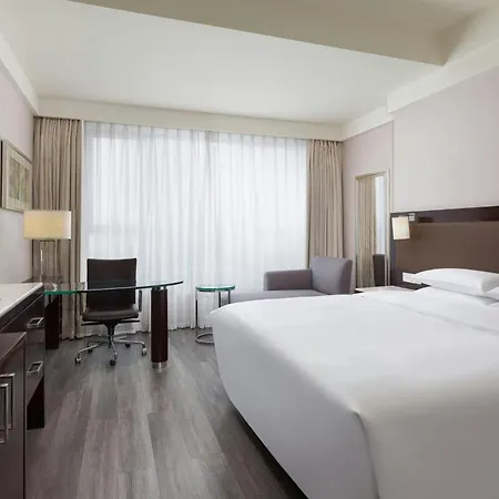 Courtyard By Marriott Hangzhou Wulin At West Lake-3