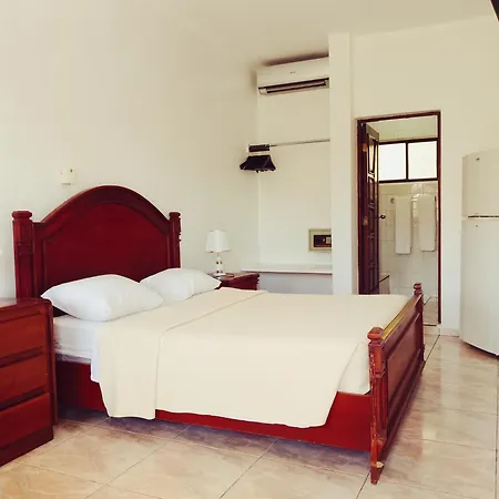 Hotel Garant & Suites-3