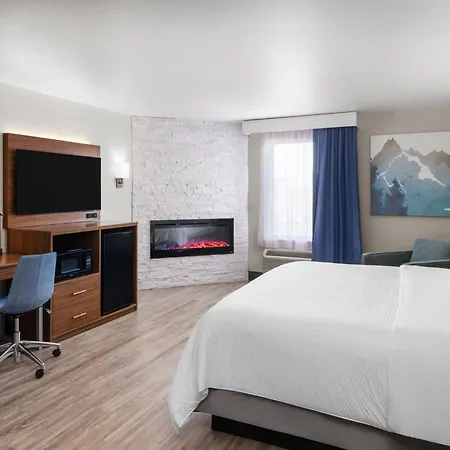 Garner Hotel Pigeon Forge Downtown By Ihg-2