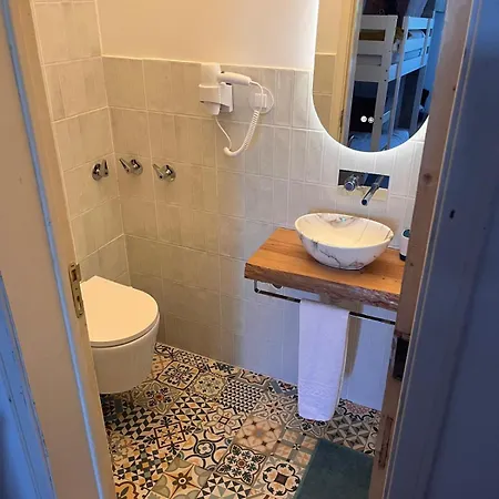 Lisbon Chillout Hostel-2