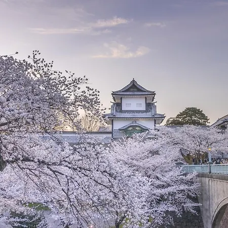 Uan Kanazawa-3