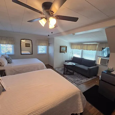 Cherokee Lodge-3