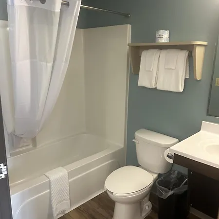 Woodspring Suites Nashville Airport-2