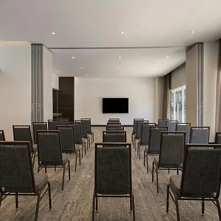 Ac Hotel By Marriott Beverly Hills-2