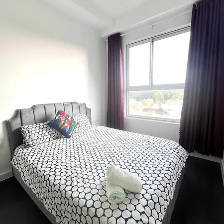 Kirakuan Parkview 2Br Pool/Gym/Balcony-3