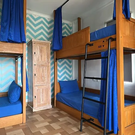Beach Hut Hostel-2