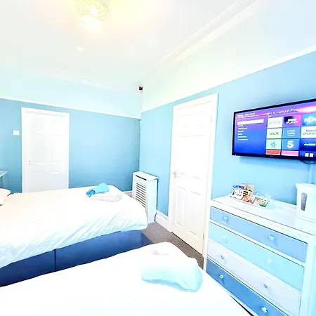 The Gables Hotel By Cherish Lewis Blackpool-3