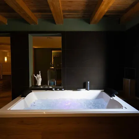 Divisi Suites & Spa-3