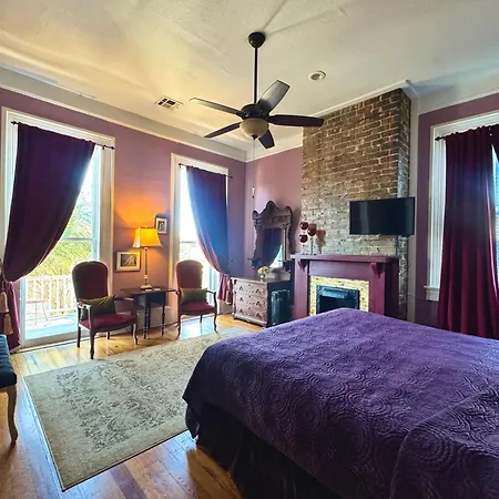 The Dragonfly Treme-Historic Guesthouse-Near French Quarter-2
