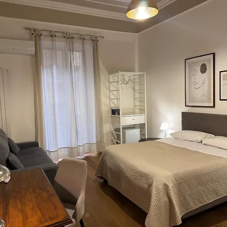 Villareale47 Luxury Suites & Rooms-3