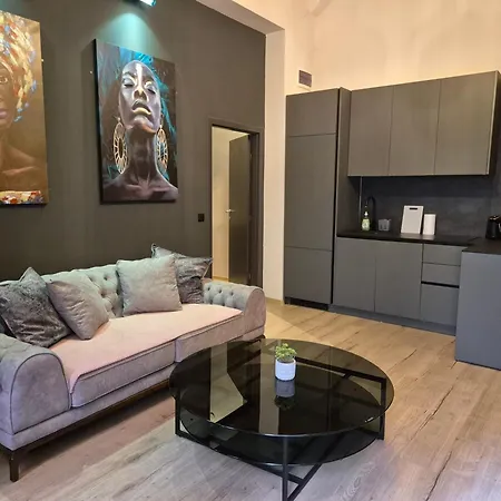 Tresor Delux Apartment-2
