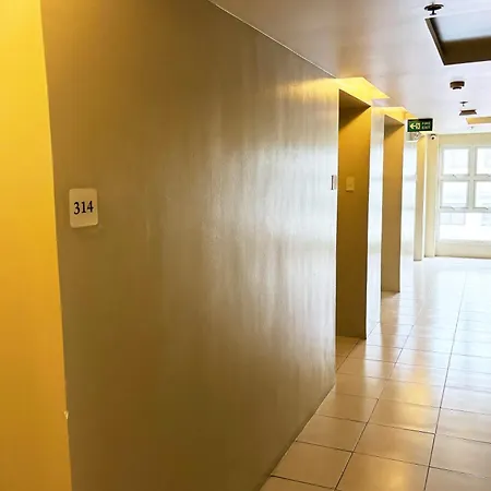 Foura Suites Makati-2