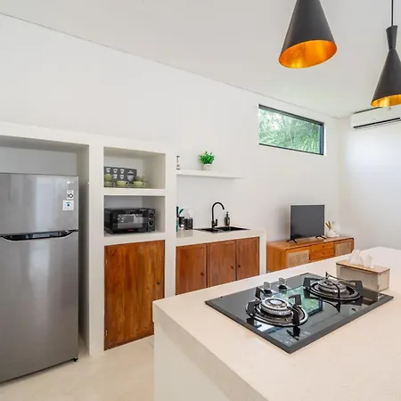 White Manta Villa - Tropical Family Retreat With Pool&Outdoor Lounge-3