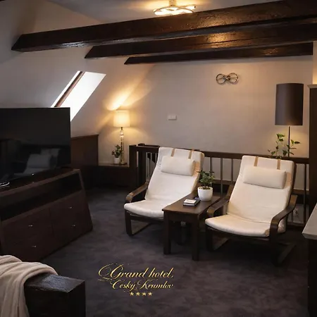 Hotel Grand-3