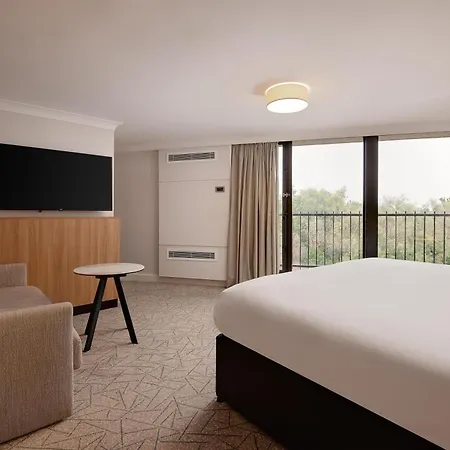 Hilton Birmingham Metropole Hotel-2