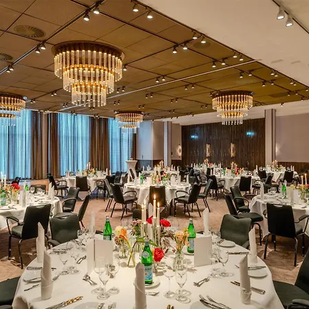 Radisson Blu Senator Hotel, Luebeck-2