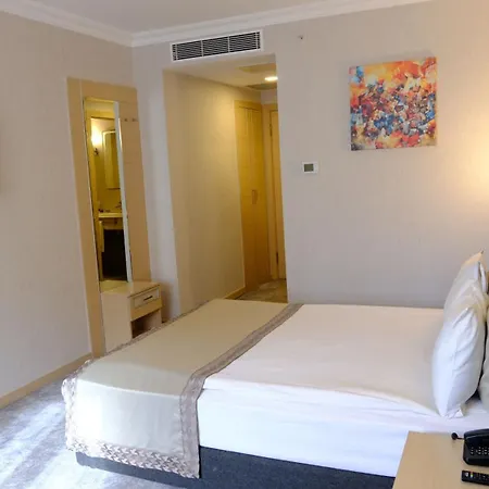 Midas Hotel-2