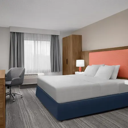 Hampton Inn & Suites Denver-Cherry Creek-3