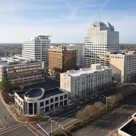 Hilton Garden Inn Virginia Beach Town Center-3