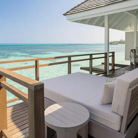 Lux* South Ari Atoll Resort & Villas-3