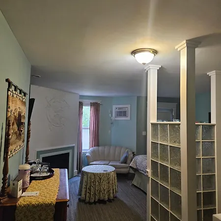 Heartwood Inn-3