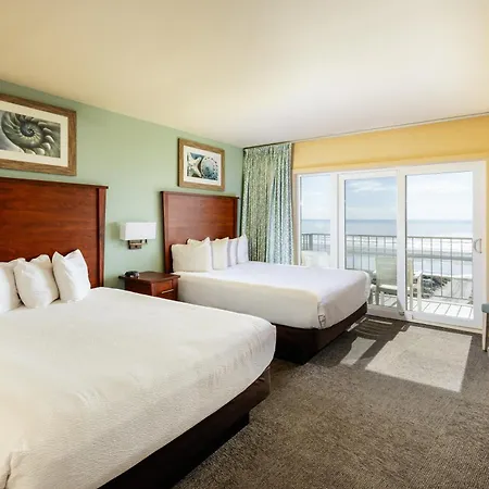 Reges Oceanfront Resort-3