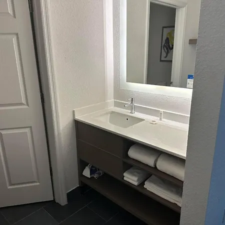Comfort Inn & Suites Savannah Airport-3