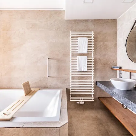 St. Martins Therme & Lodge-3